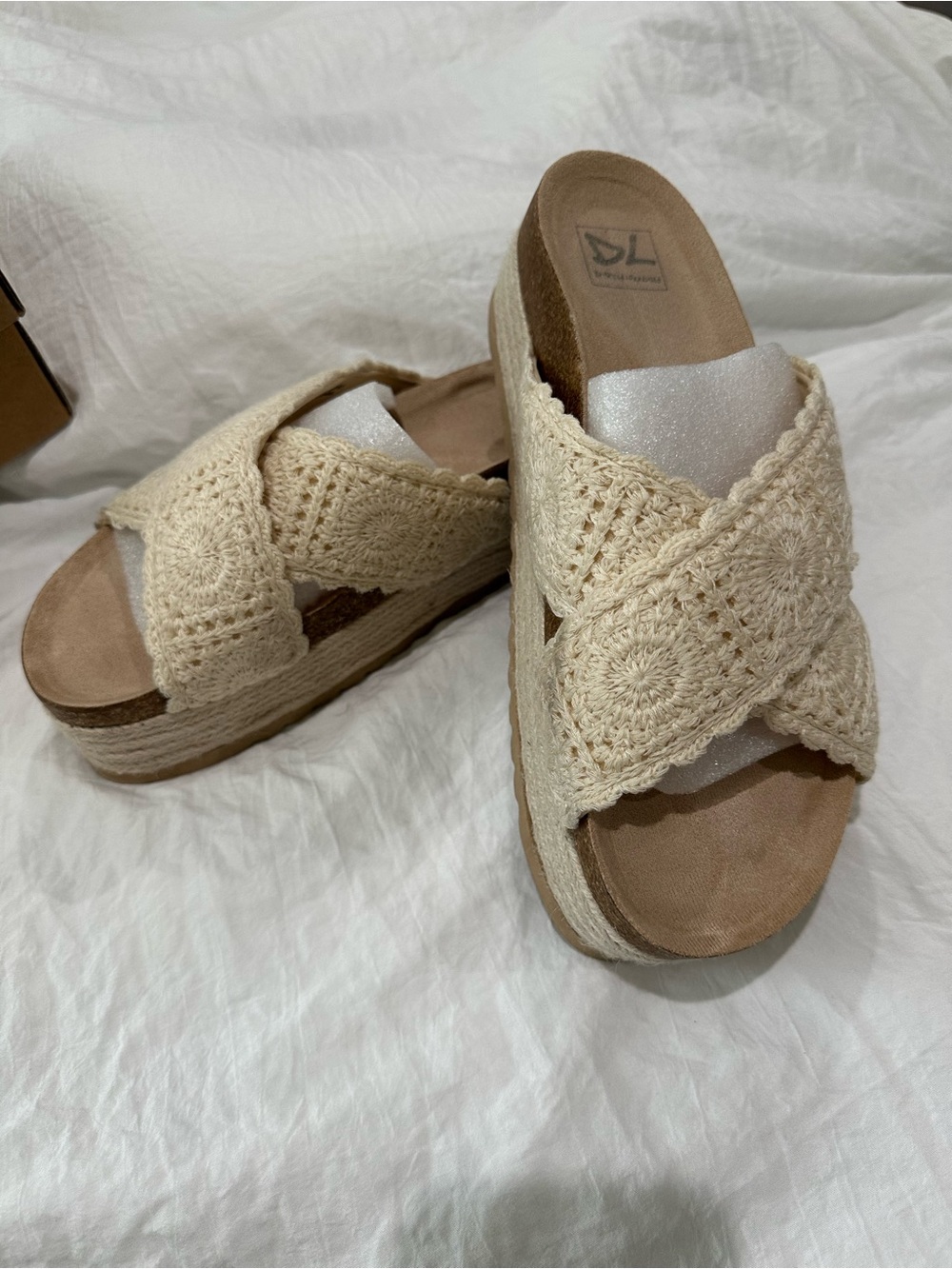 Dirty Laundry Crochet Crisscross Platform Slides - Cream